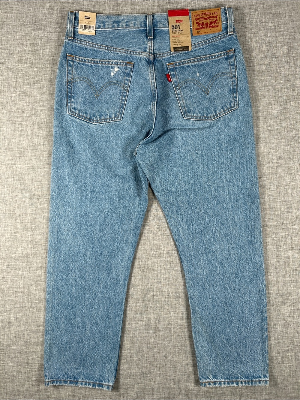 NWT Levi’s 501 Original Cropped Jeans Distressed Light Wash 30x26 - Picture 10 of 11